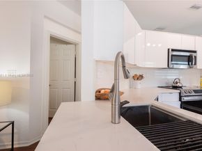 4123 Sapphire Bnd, Weston FL 33331