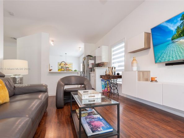 4123 Sapphire Bnd, Weston FL 33331