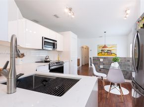 4123 Sapphire Bnd, Weston FL 33331