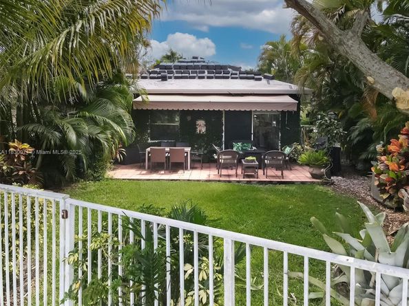 4123 Sapphire Bnd, Weston FL 33331