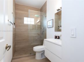 4123 Sapphire Bnd, Weston FL 33331