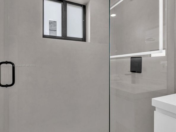 2120 NE 55th Ct, Fort Lauderdale FL 33308