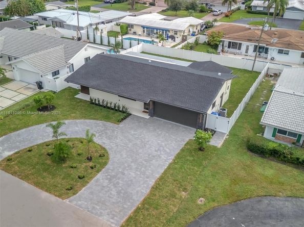 2120 NE 55th Ct, Fort Lauderdale FL 33308