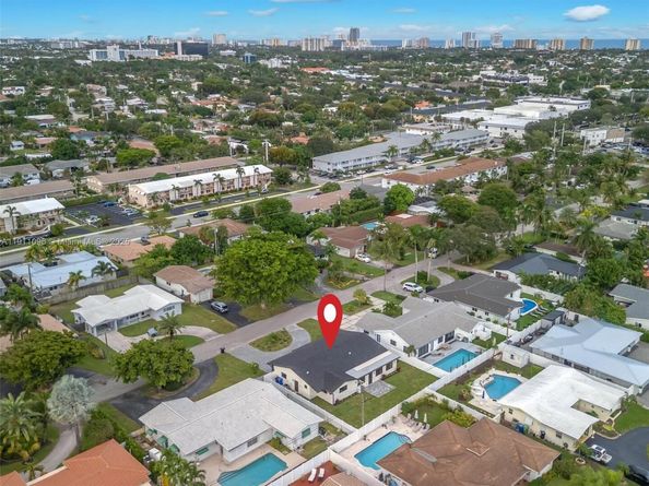 2120 NE 55th Ct, Fort Lauderdale FL 33308