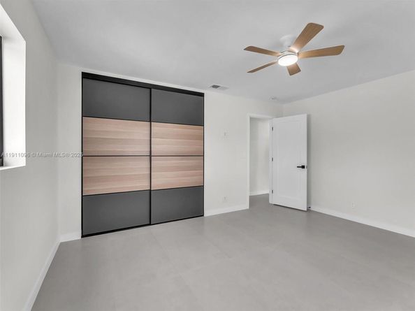 2120 NE 55th Ct, Fort Lauderdale FL 33308