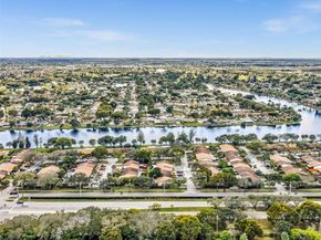 2350 Elm Ct, Pembroke Pines FL 33026