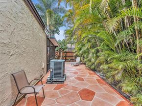 2350 Elm Ct, Pembroke Pines FL 33026