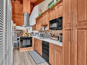 2350 Elm Ct, Pembroke Pines FL 33026