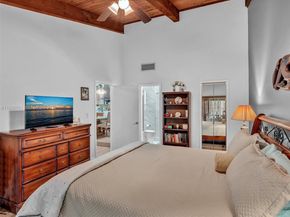 2350 Elm Ct, Pembroke Pines FL 33026