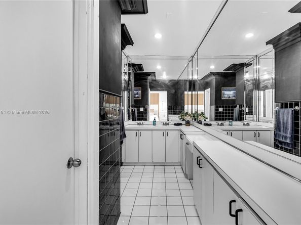520 SW 22nd Rd, Miami FL 33129