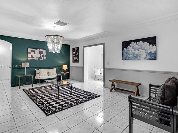 520 SW 22nd Rd, Miami FL 33129