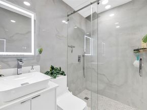 5129 E 8th Ct, Hialeah FL 33013