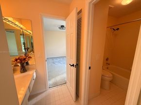 30 Windsor Ln, Palm Beach Gardens FL 33418