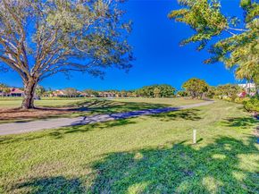 30 Windsor Ln, Palm Beach Gardens FL 33418