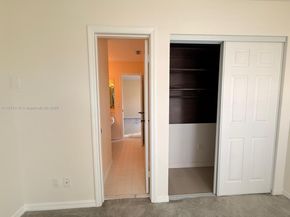 30 Windsor Ln, Palm Beach Gardens FL 33418