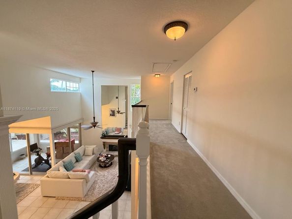 30 Windsor Ln, Palm Beach Gardens FL 33418