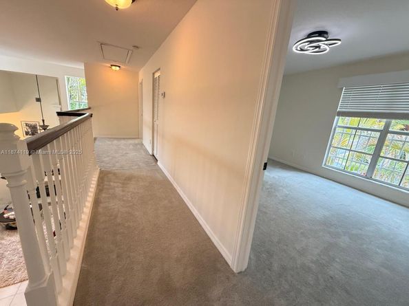 30 Windsor Ln, Palm Beach Gardens FL 33418