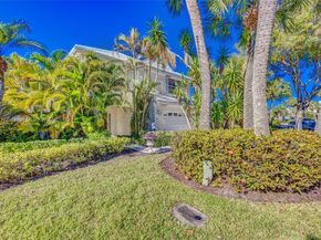 30 Windsor Ln, Palm Beach Gardens FL 33418