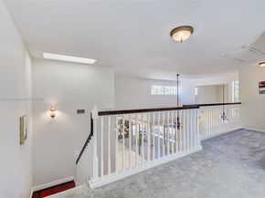 30 Windsor Ln, Palm Beach Gardens FL 33418