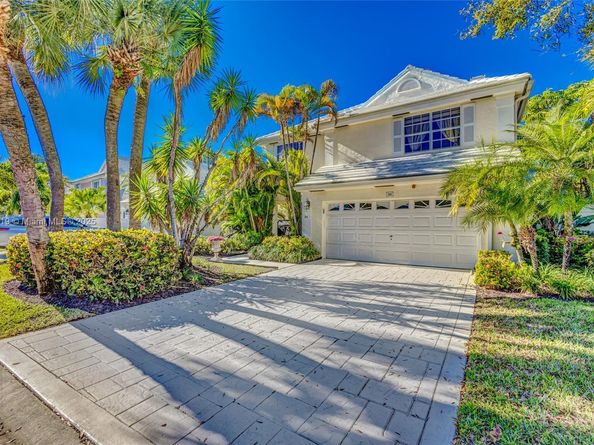 30 Windsor Ln, Palm Beach Gardens FL 33418