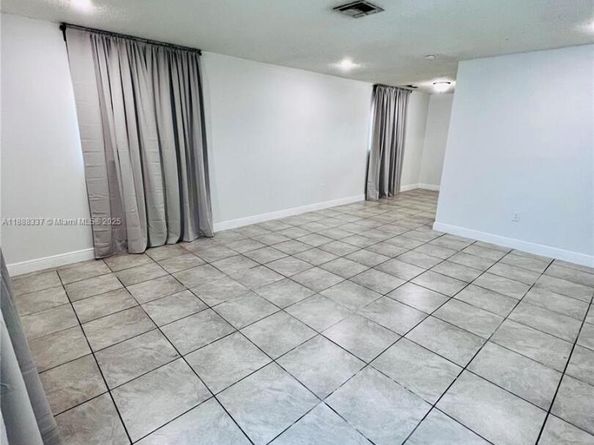 3630 NW 194th Ter, Miami Gardens FL 33056