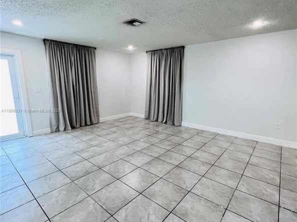 3630 NW 194th Ter, Miami Gardens FL 33056