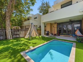 3407 Day Ave 3407, Miami FL 33133