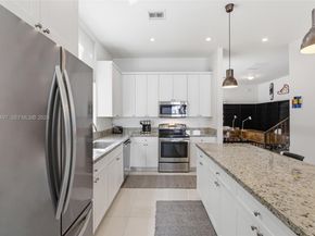 3407 Day Ave 3407, Miami FL 33133