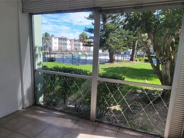 2731 Taft St 106, Hollywood FL 33020