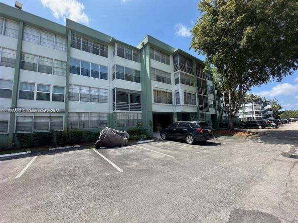 2731 Taft St 106, Hollywood FL 33020