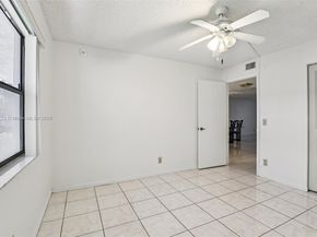 2981 N Nob Hill Rd 108, Sunrise FL 33322