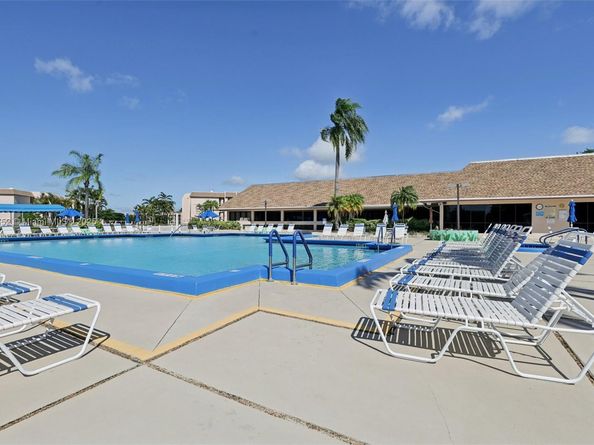 2981 N Nob Hill Rd 108, Sunrise FL 33322