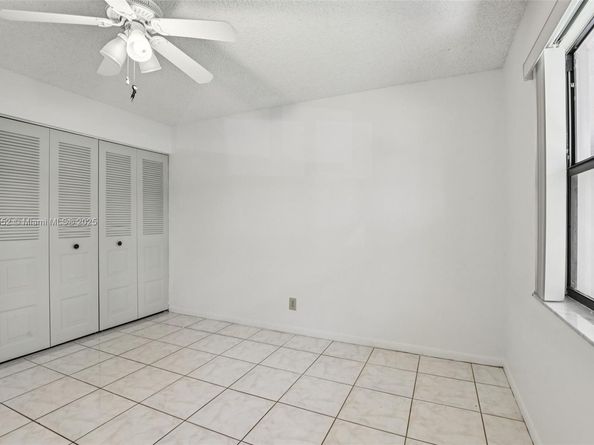 2981 N Nob Hill Rd 108, Sunrise FL 33322