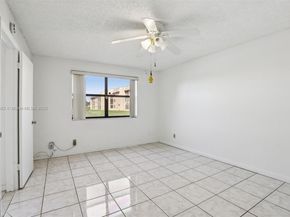 2981 N Nob Hill Rd 108, Sunrise FL 33322