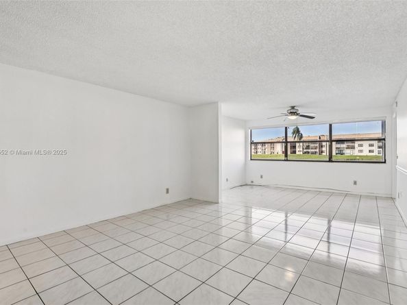 2981 N Nob Hill Rd 108, Sunrise FL 33322