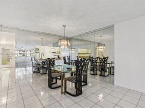 2981 N Nob Hill Rd 108, Sunrise FL 33322