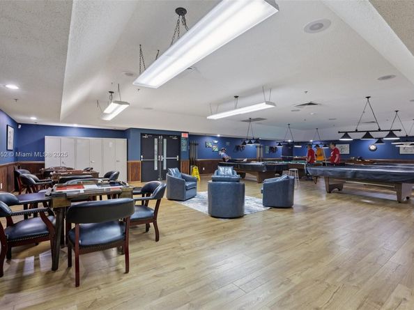 2981 N Nob Hill Rd 108, Sunrise FL 33322
