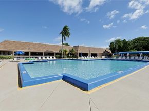 2981 N Nob Hill Rd 108, Sunrise FL 33322