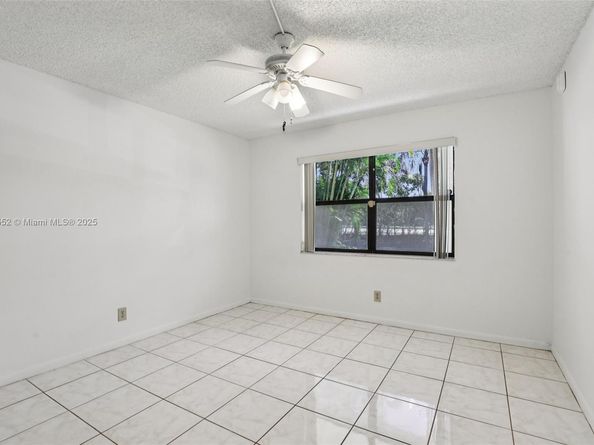 2981 N Nob Hill Rd 108, Sunrise FL 33322