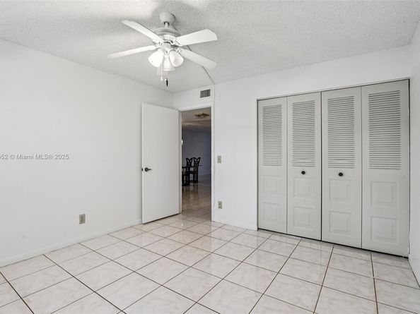 2981 N Nob Hill Rd 108, Sunrise FL 33322