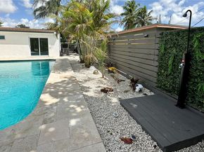 40 NW 125th St, North Miami FL 33168
