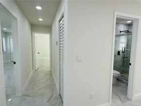 40 NW 125th St, North Miami FL 33168