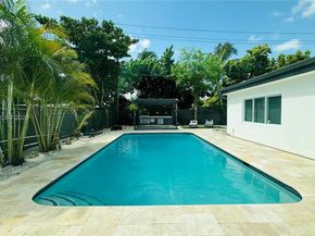 40 NW 125th St, North Miami FL 33168