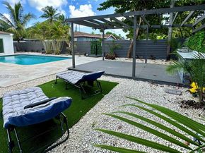 40 NW 125th St, North Miami FL 33168