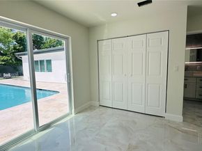 40 NW 125th St, North Miami FL 33168
