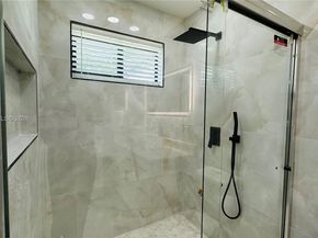 40 NW 125th St, North Miami FL 33168
