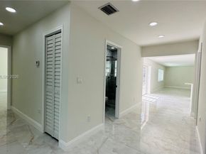 40 NW 125th St, North Miami FL 33168
