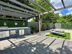 40 NW 125th St, North Miami FL 33168