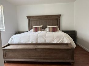 233 E Forest Oak Cir, Davie FL 33325