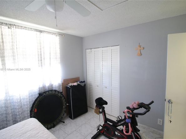 3001 NW 46th Ave 102, Lauderdale Lakes FL 33313